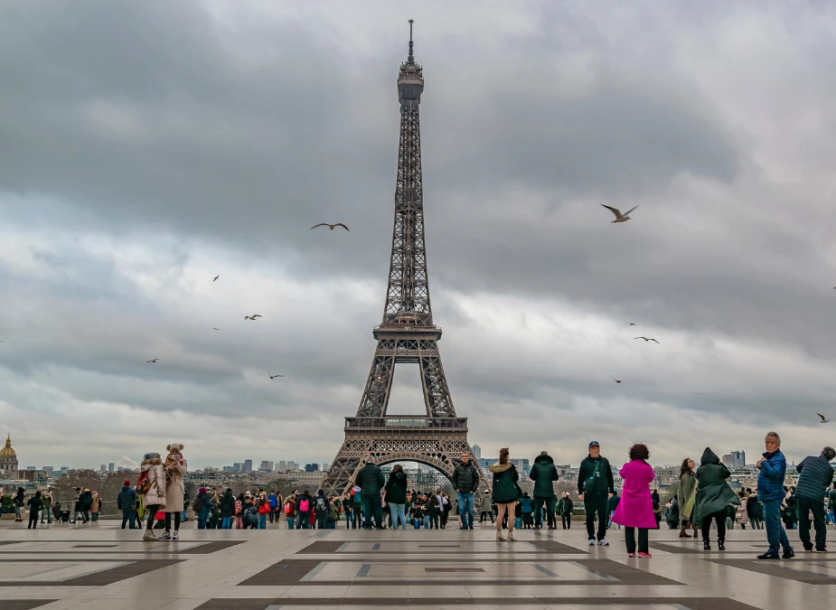 BonjourEiffel
